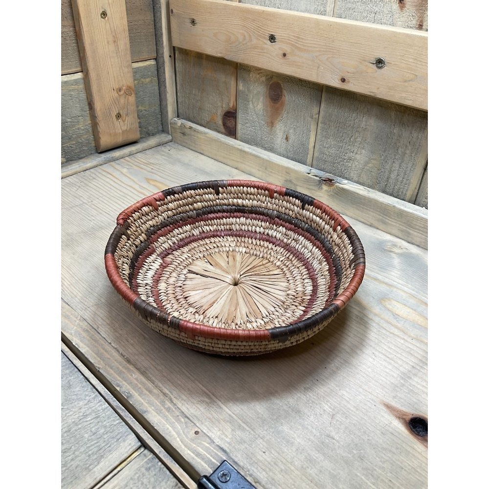 Hand Woven Basket Weave Decorative Bowl for Fruit, Bread, Trinkets